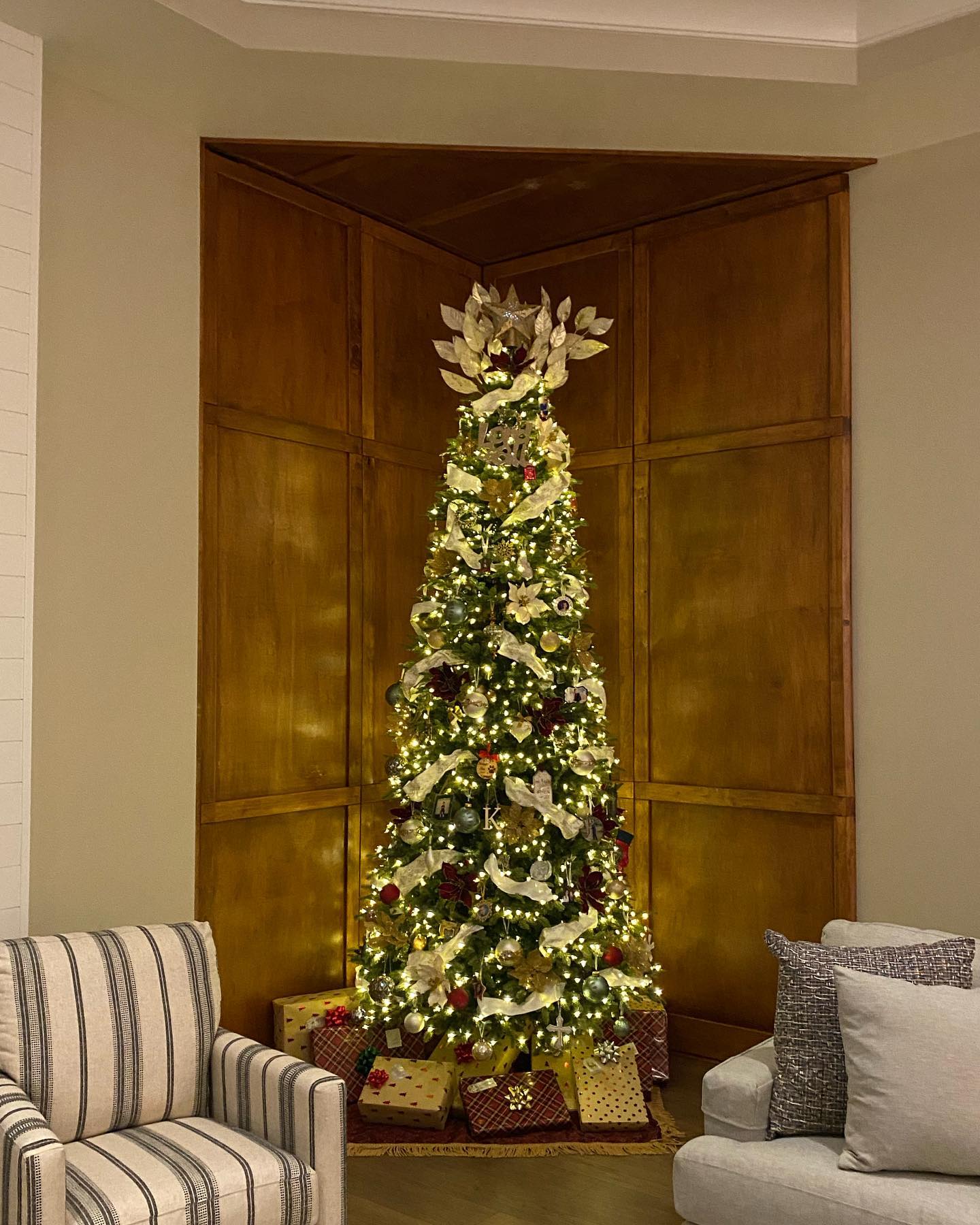 Christmas Tree Door with Tree